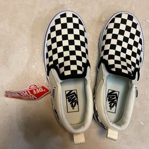 NEW kids slip on vans